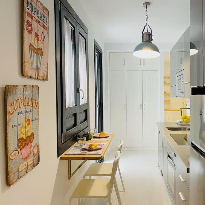 Lovely 2-Bed In Granada 1Min To Gran Via De Colon By Sharingco Экстерьер фото